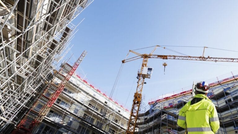 Read more about the article How to start a construction business?