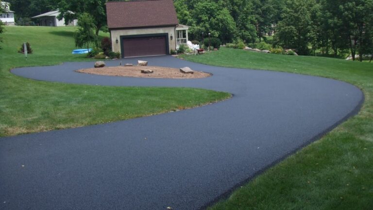 Read more about the article Asphalt Driveway Construction Cost Estimator