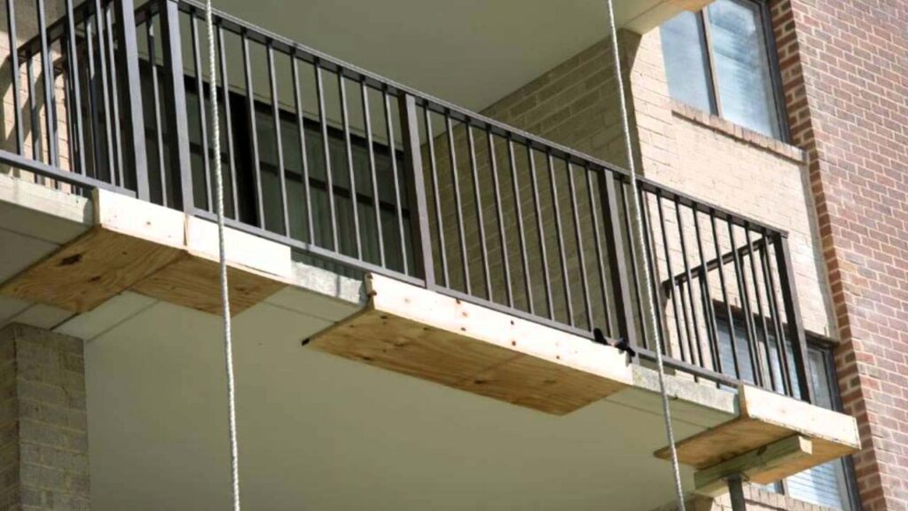 concrete balcony repair service