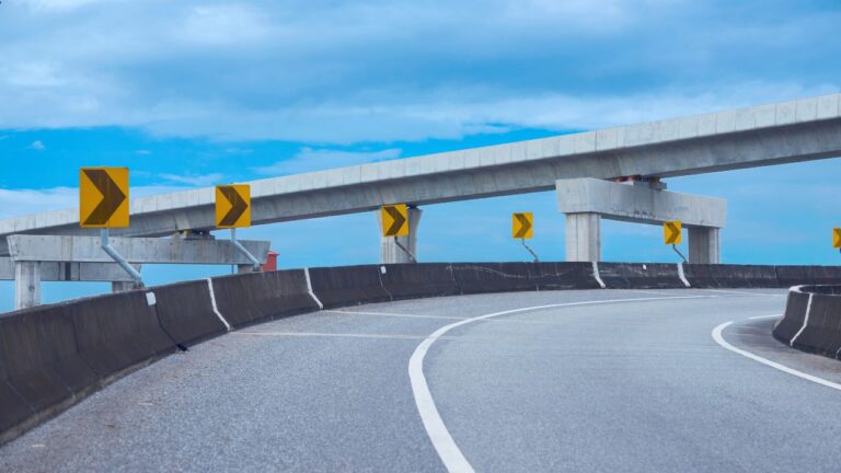 A guide to bridge construction - Estimate Florida Consulting
