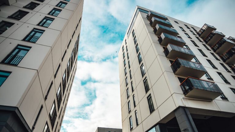 Read more about the article Residential & Commercial Construction Estimator in Louisville, Kentucky