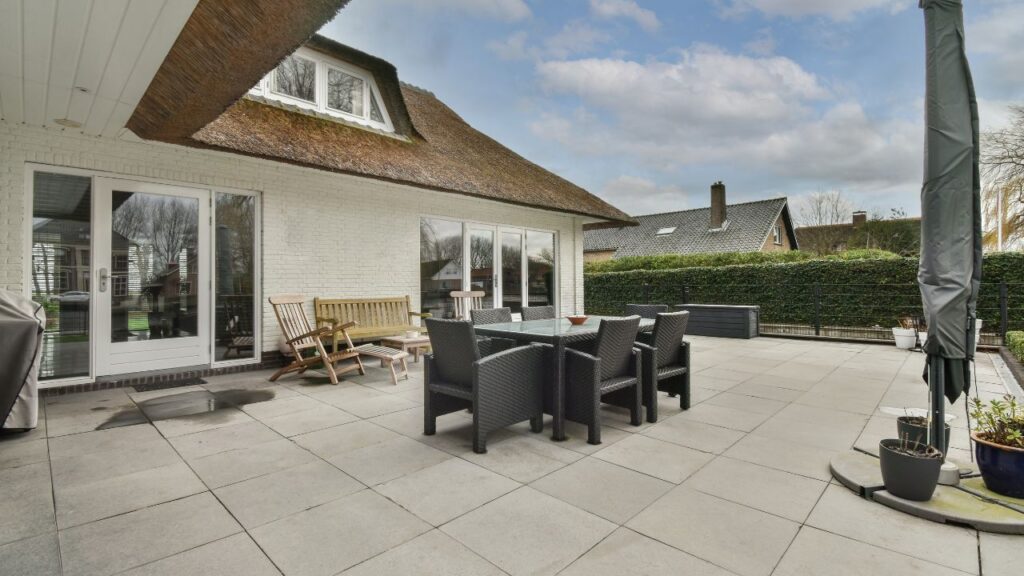 A Step by Step Guide to Designing an Outdoor Patio or Deck