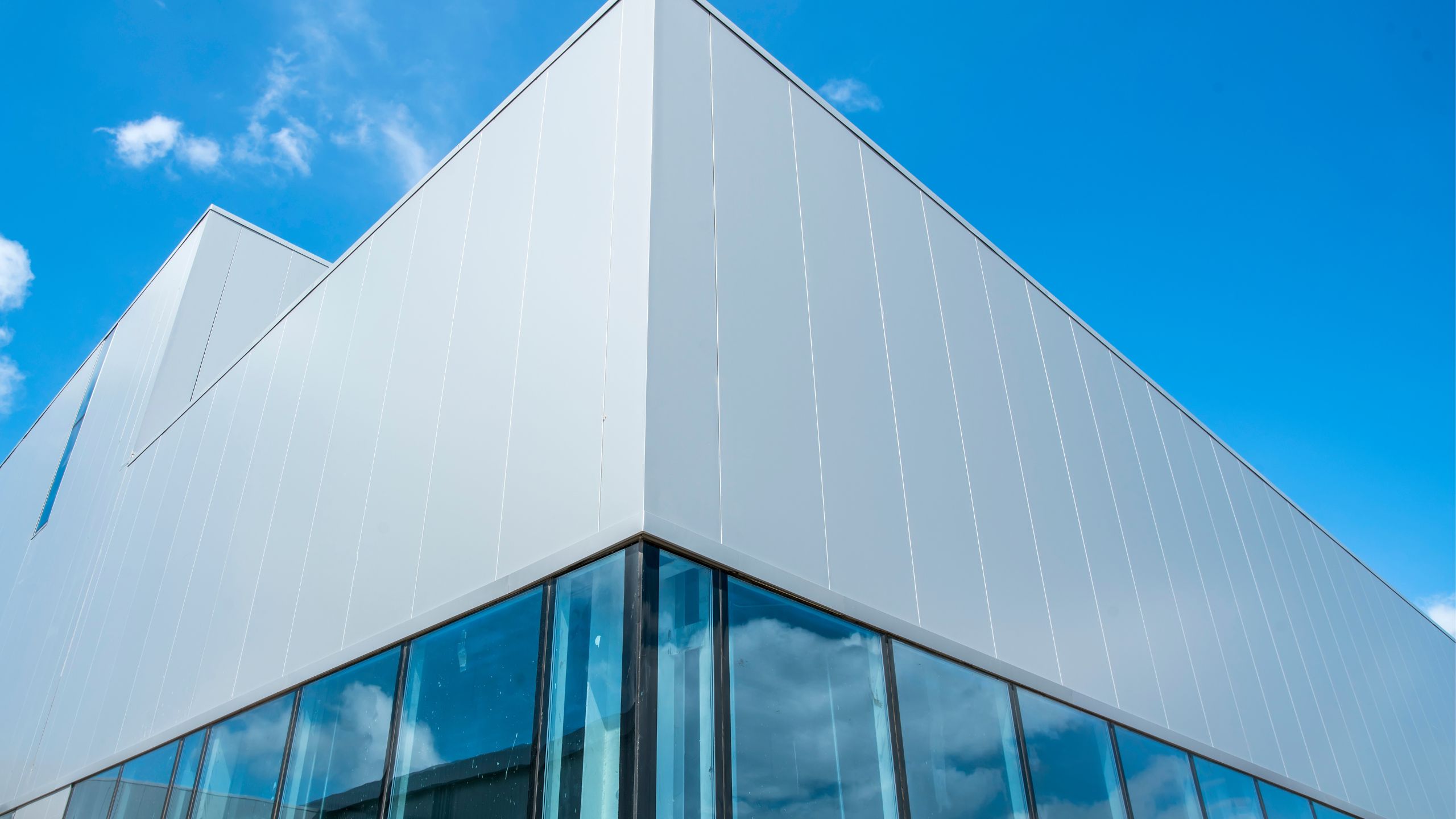 Roofing Cost Estimator in Sunrise