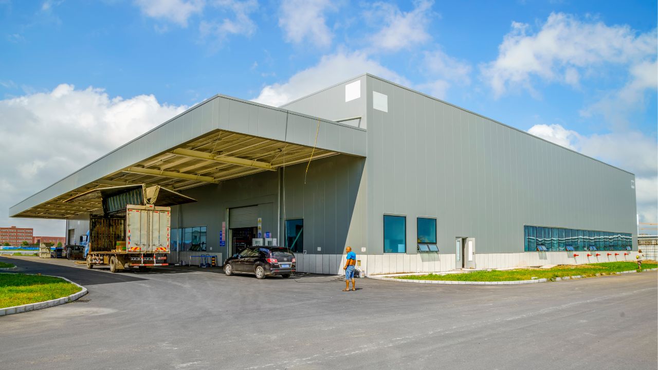 Roofing Cost Estimator in Pine Hills