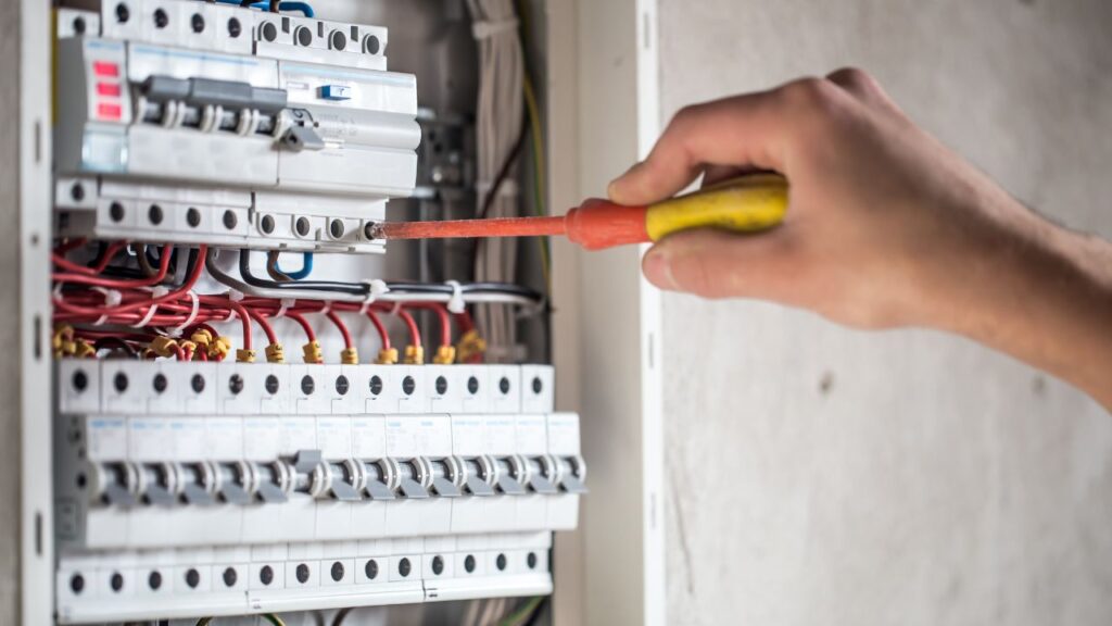 Electrical Cost Estimator in Deltona