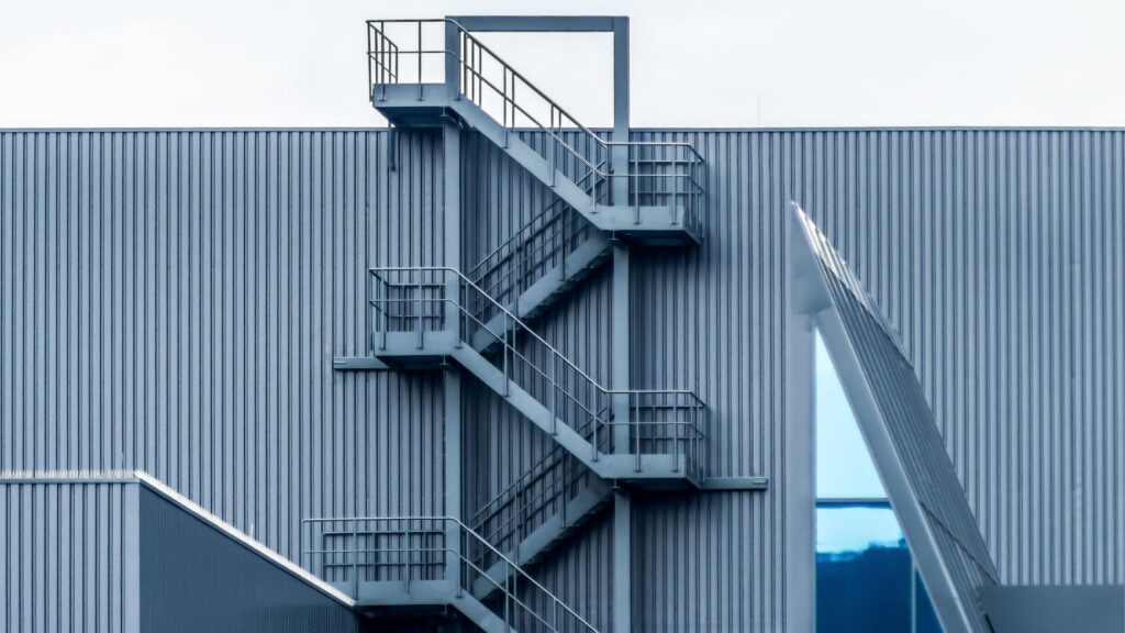 Metal Cost Estimator in Town 'N' Country