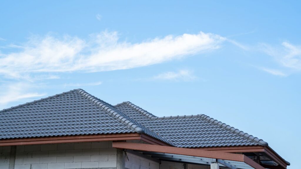 Roofing Cost Estimator in Town 'N' Country