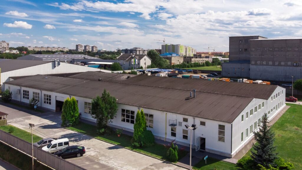 Roofing Cost Estimator in Largo