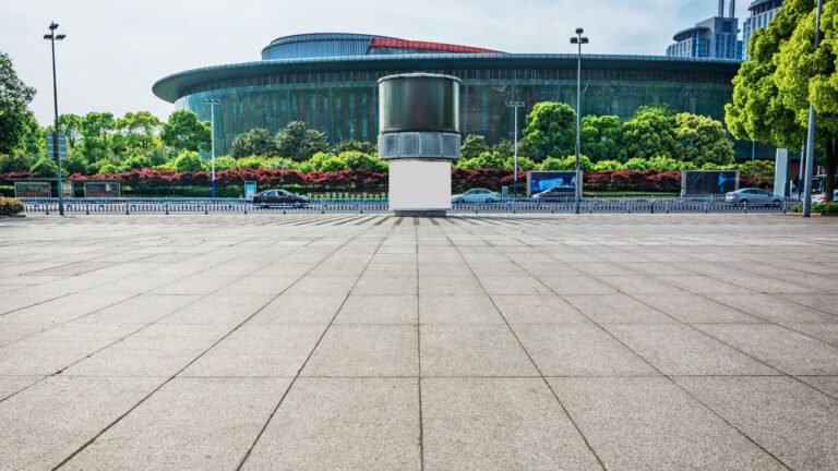 Read more about the article Concrete Walkway Cost Per Square Foot