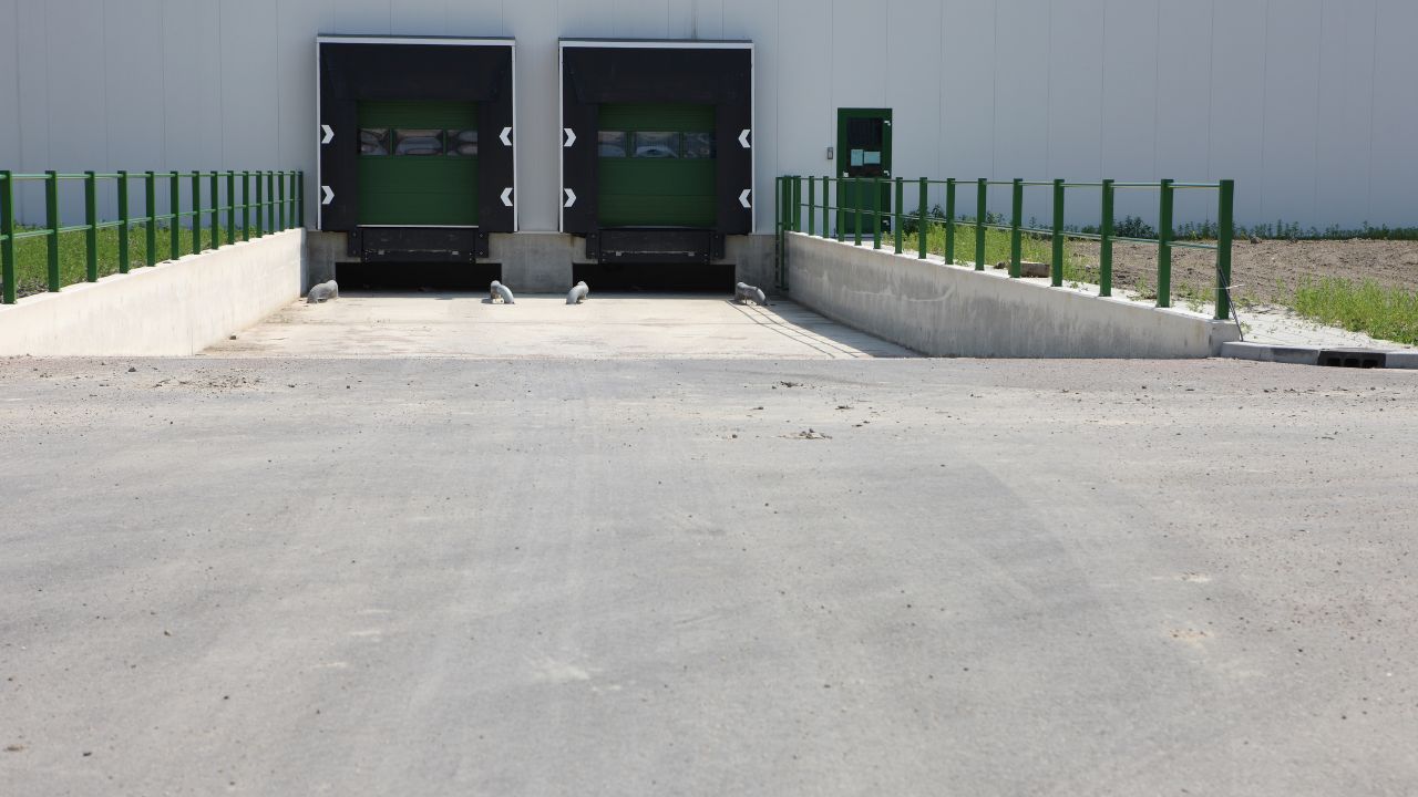 How Much Does it Concrete Loading Dock Construction Cost ? Estimate