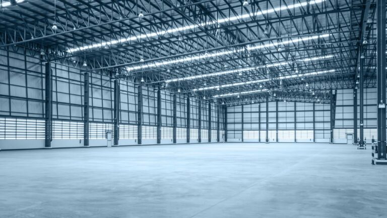 Read more about the article Commercial Warehouse Electric Cost Estimator Florida