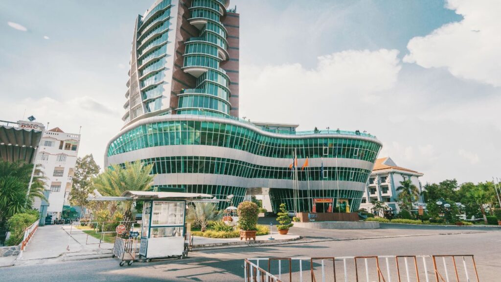 Hotel Asphalt Concrete Cost Estimator