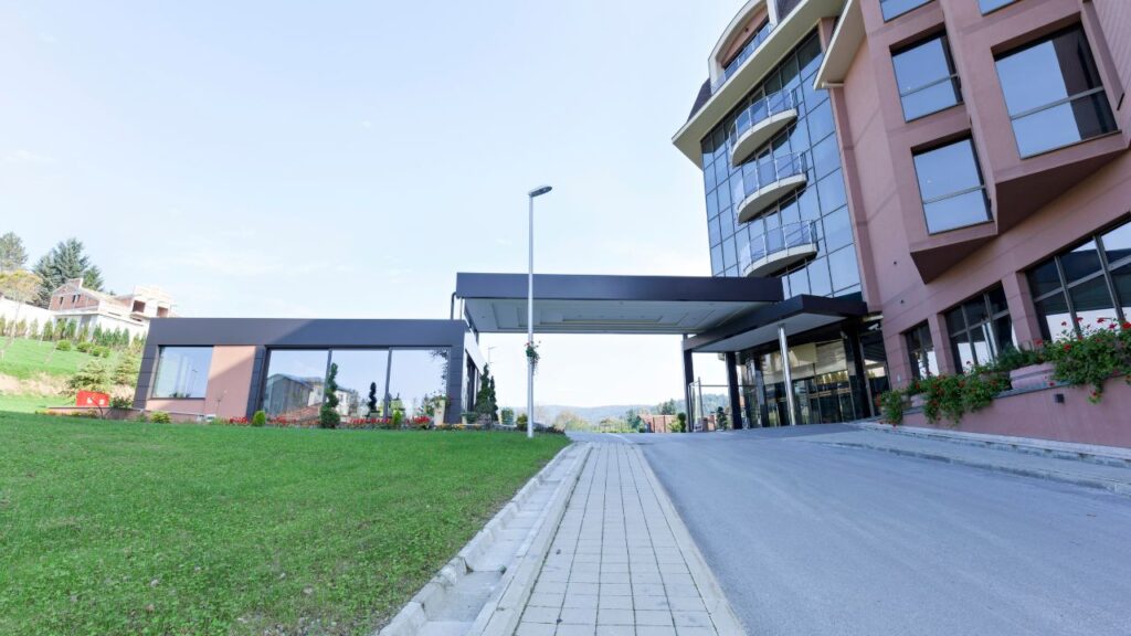 Hotel Driveway Concrete Cost