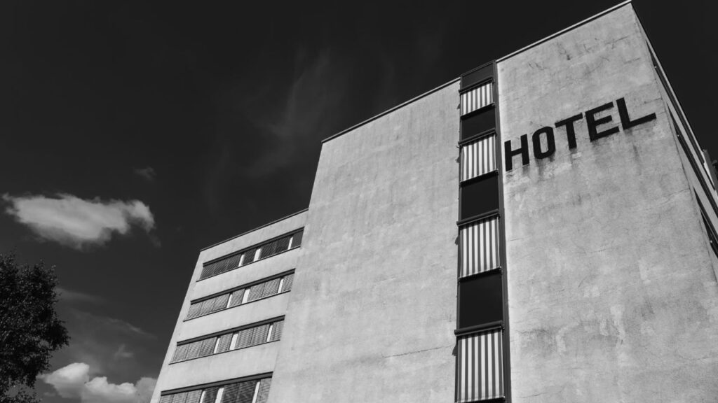 Hotel Building Concrete Wall Cost