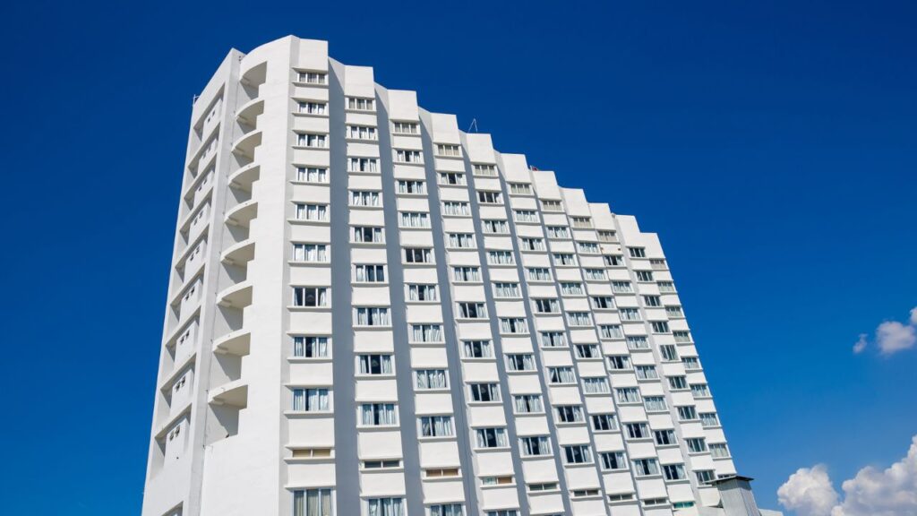 Hotel Ductwork Cost Estimator