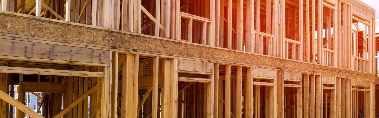 Winning Bids Made Easy – Get Your Wood Building Construction Estimates Today!