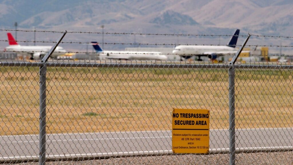 Airport Fence Cost Estimator