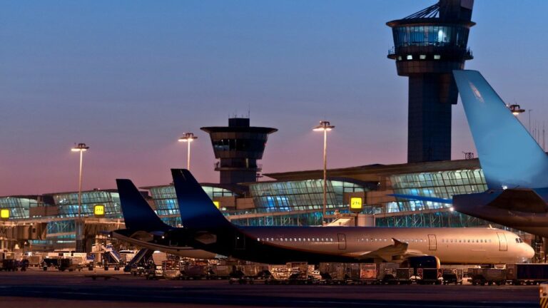 Read more about the article Airport Fence Cost Estimator