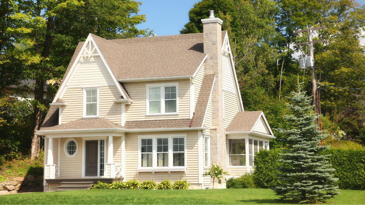 How Much Does It Cost To Insulate a 1600 sq ft House? Estimate