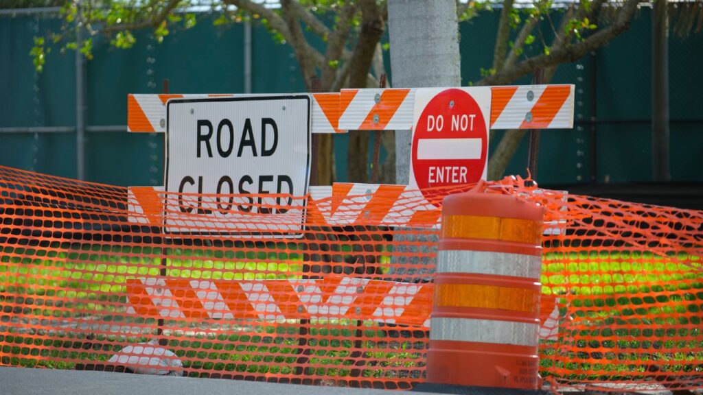Construction signage confuses drivers in New Middletown