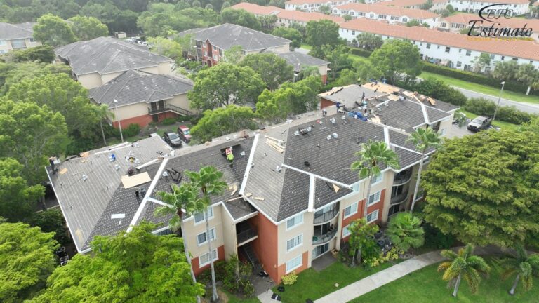 Read more about the article Commercial Roofing Contractors West Palm Beach, FL