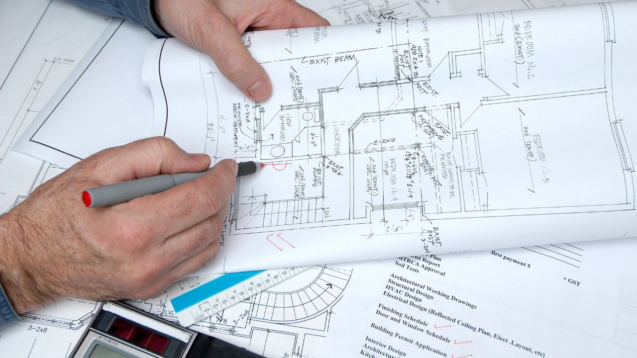 Common Financial Mistakes Construction Companies Make