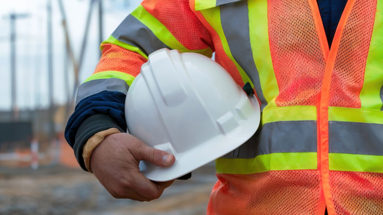 Top Ways Storage Containers in Tampa Can Streamline Construction Site Logistics (1)